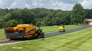 Best Decorative Concrete Driveways  in Skidmore, TX